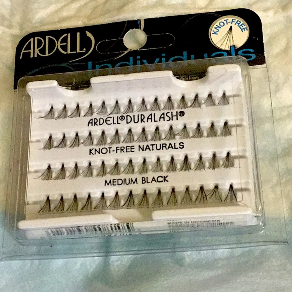 Individual black lashes